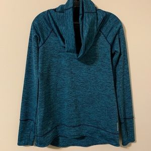 REEBOK Long Sleeve Top size Medium, Activewear